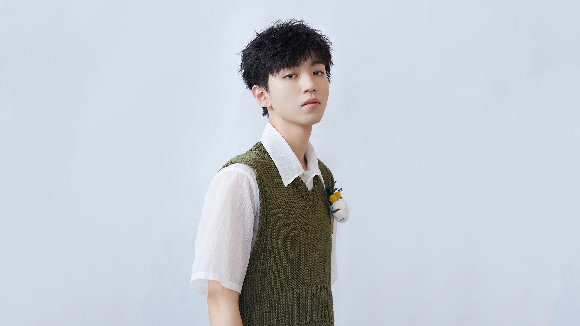 “袋棍球竞技激烈，东部新区赛场成为战术与速度的较量地”