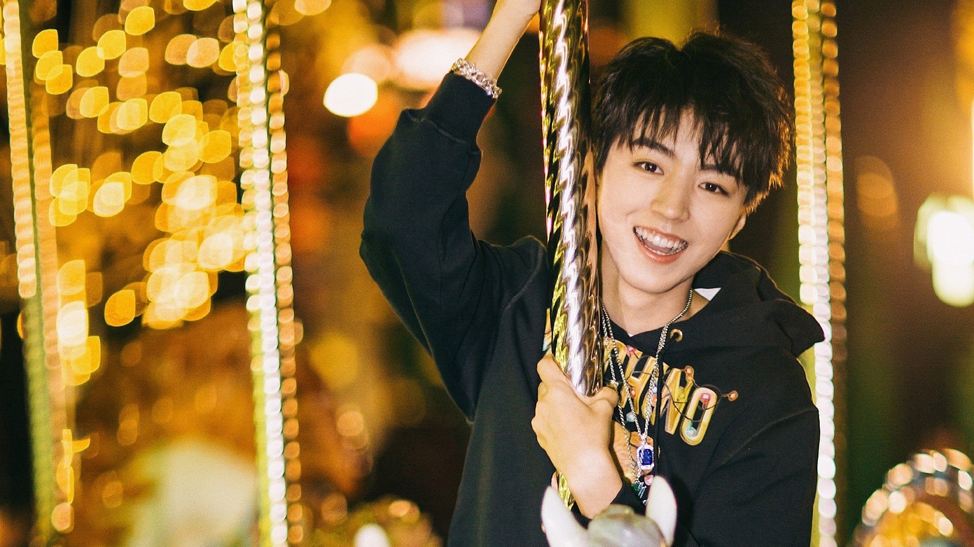 中国男篮战术执行力提升 球队凝聚力增强,中国男篮队内训练